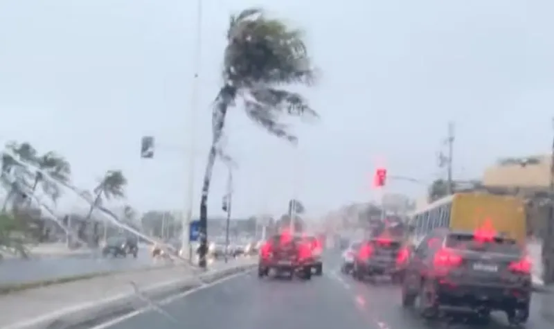 chuva de granizo surpreende moradores de cidade do sudoeste da Bahia