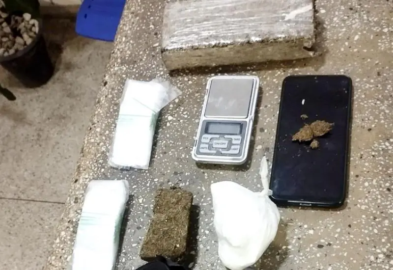 CAEMA/Extremo Sul prende mulher suspeita por tráfico de drogas em Ibirapuã