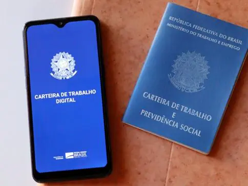 Escola Castelo Forte abre vaga de emprego em Teixeira de Freitas