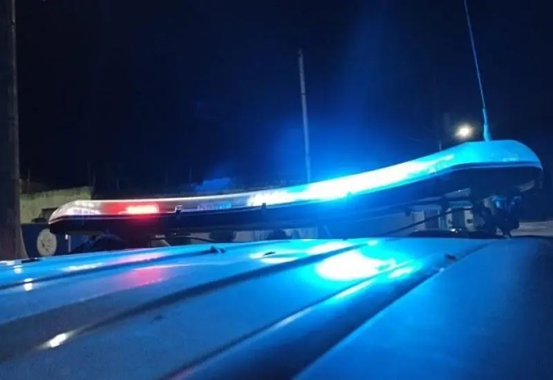 Jovem de 21 anos é esfaqueado durante discussão em bar no bairro Bela Vista